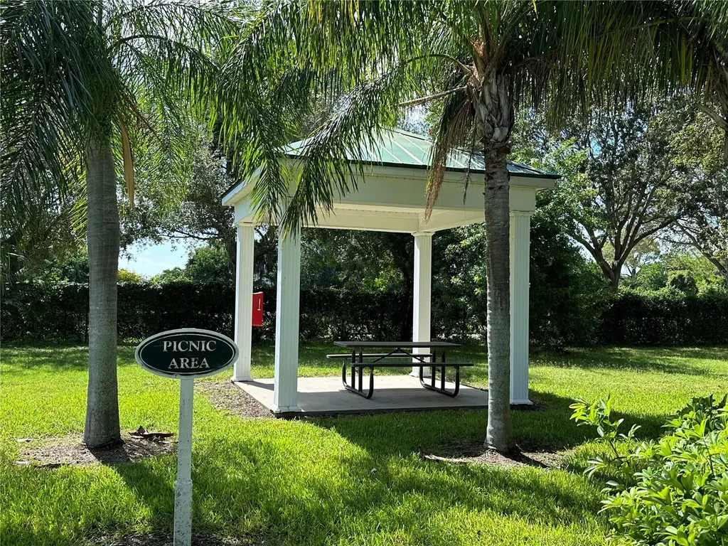 4802 51st Street W Bradenton FL 34210
