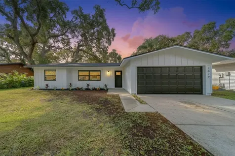 2079 Charter Oaks Drive Clearwater FL 33763