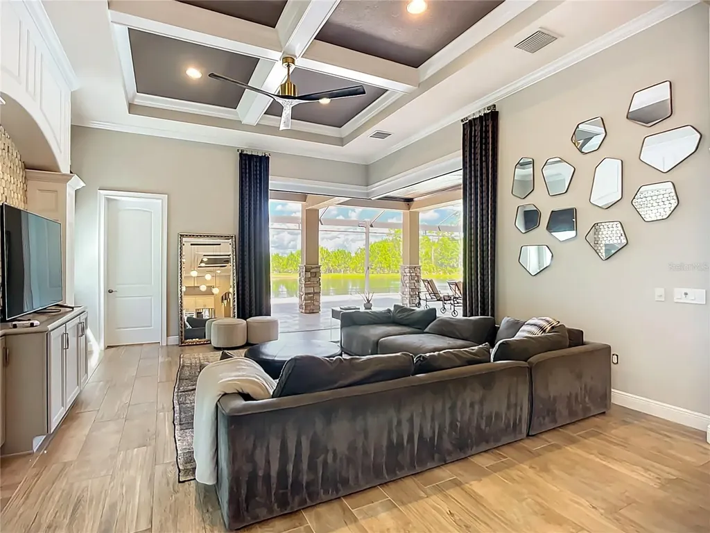 19425 Ganton Avenue Bradenton FL 34202