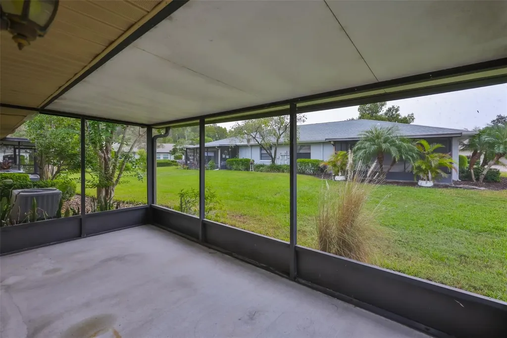 2122 Hereford Drive Sun City Center FL 33573