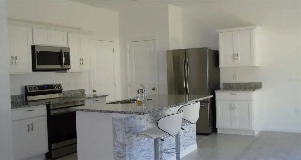 1991 Hemingway Circle Groveland FL 34736