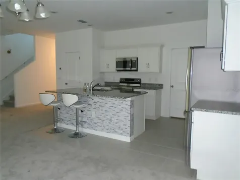 1991 Hemingway Circle Groveland FL 34736