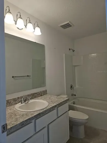 1991 Hemingway Circle Groveland FL 34736