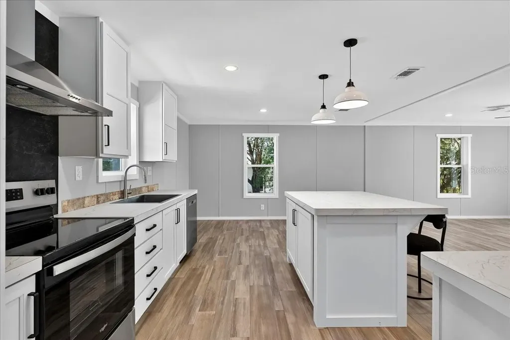 432 Oak Ridge W Lakeland FL 33801