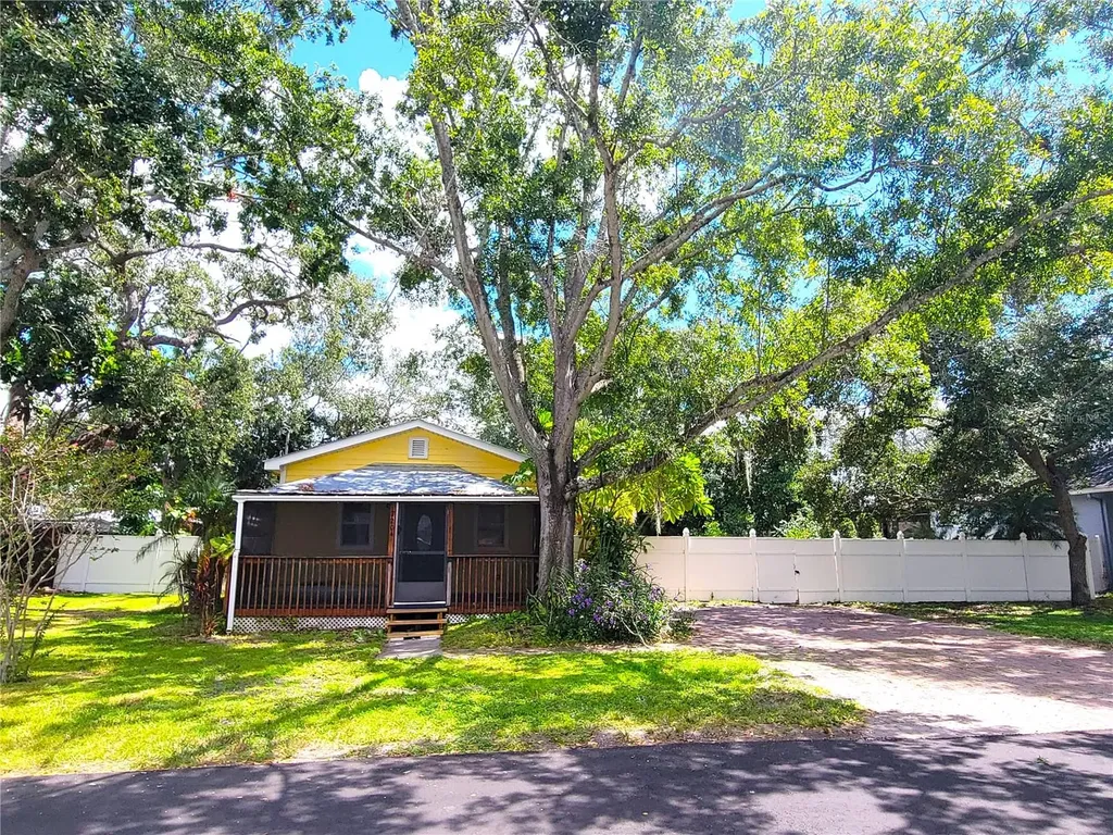 7204 S Desoto Street Tampa FL 33616