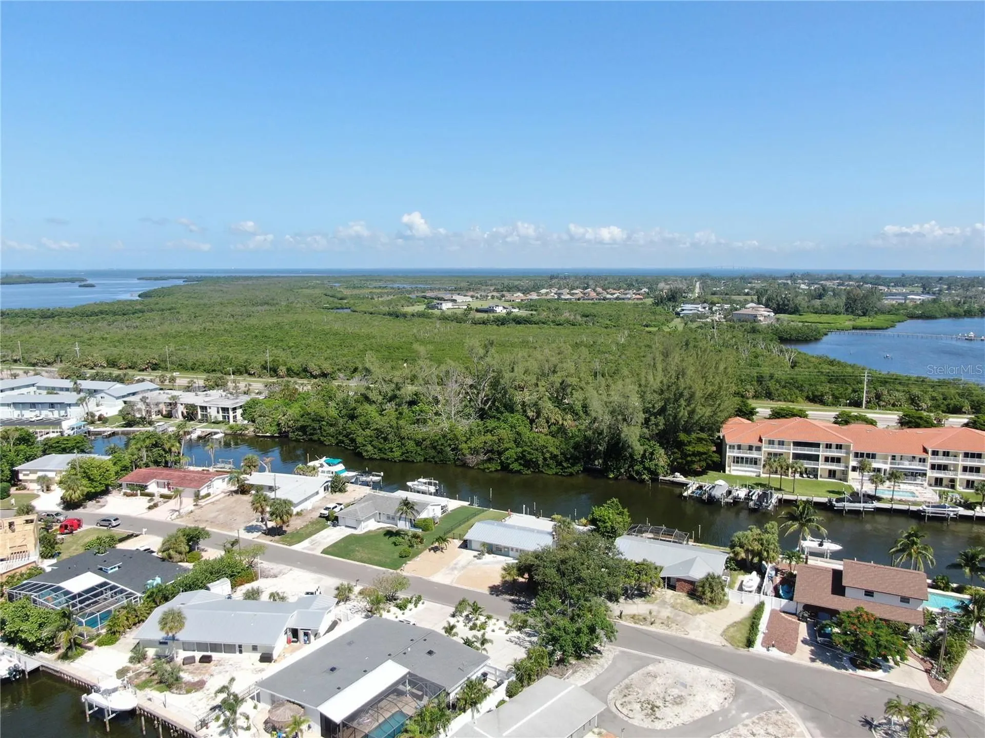 10005 W Manatee Avenue W Bradenton FL 34209