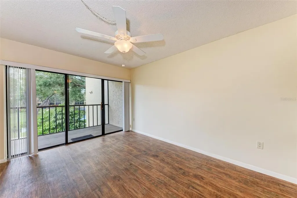 305 30th Avenue W Bradenton FL 34205