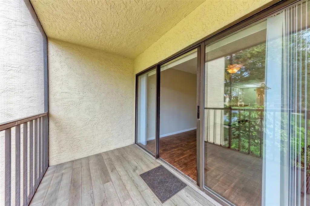 305 30th Avenue W Bradenton FL 34205