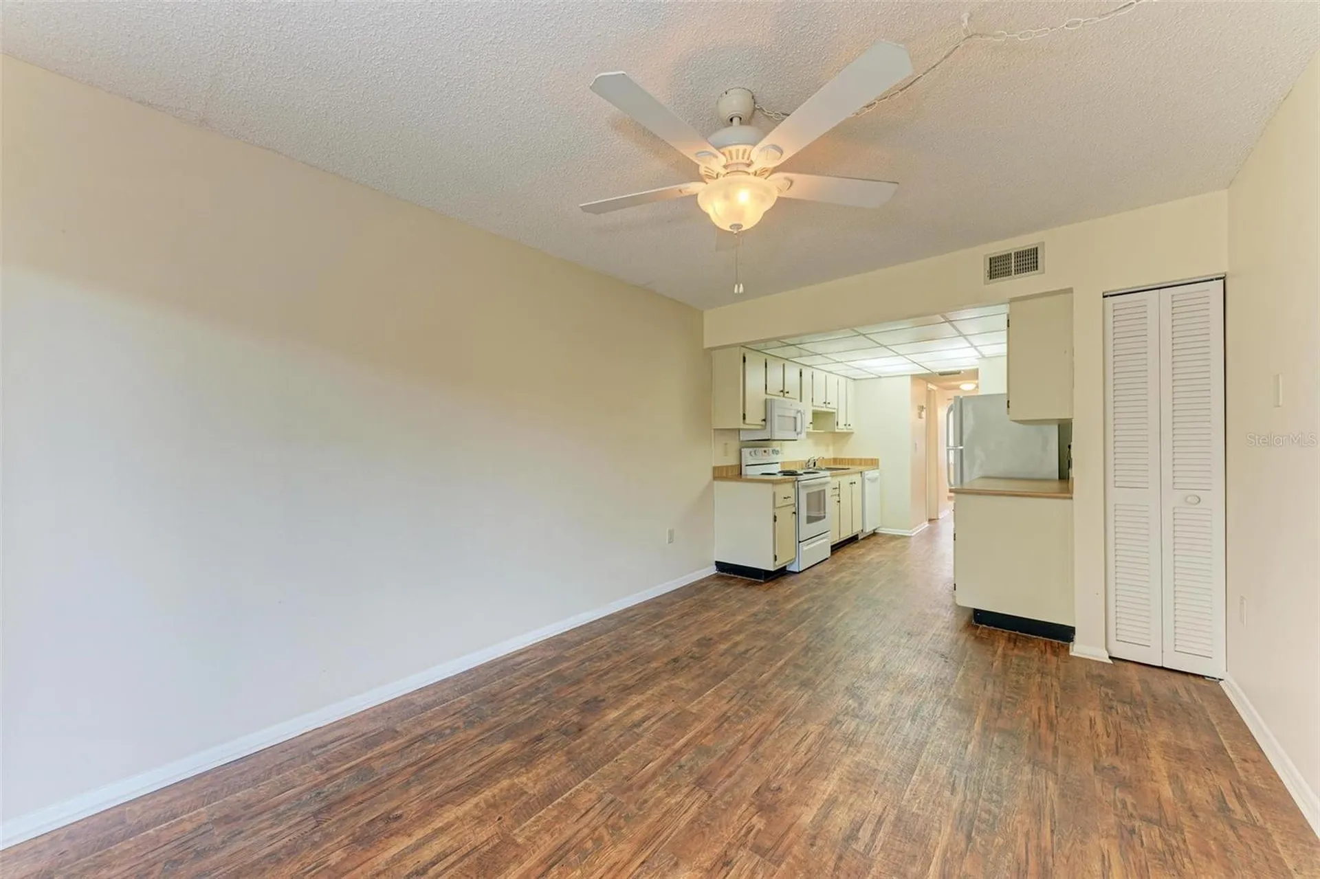 305 30th Avenue W Bradenton FL 34205