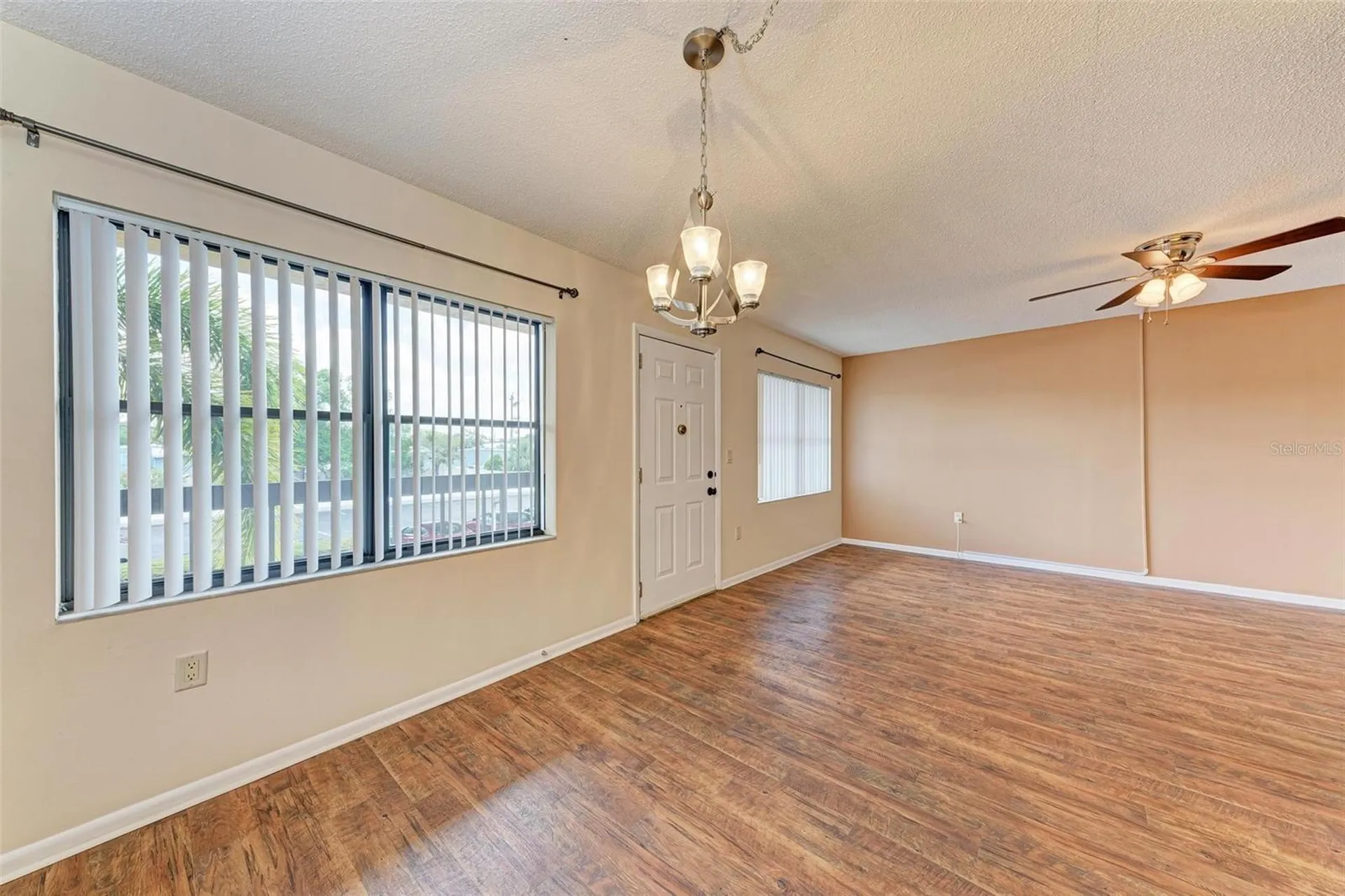 305 30th Avenue W Bradenton FL 34205