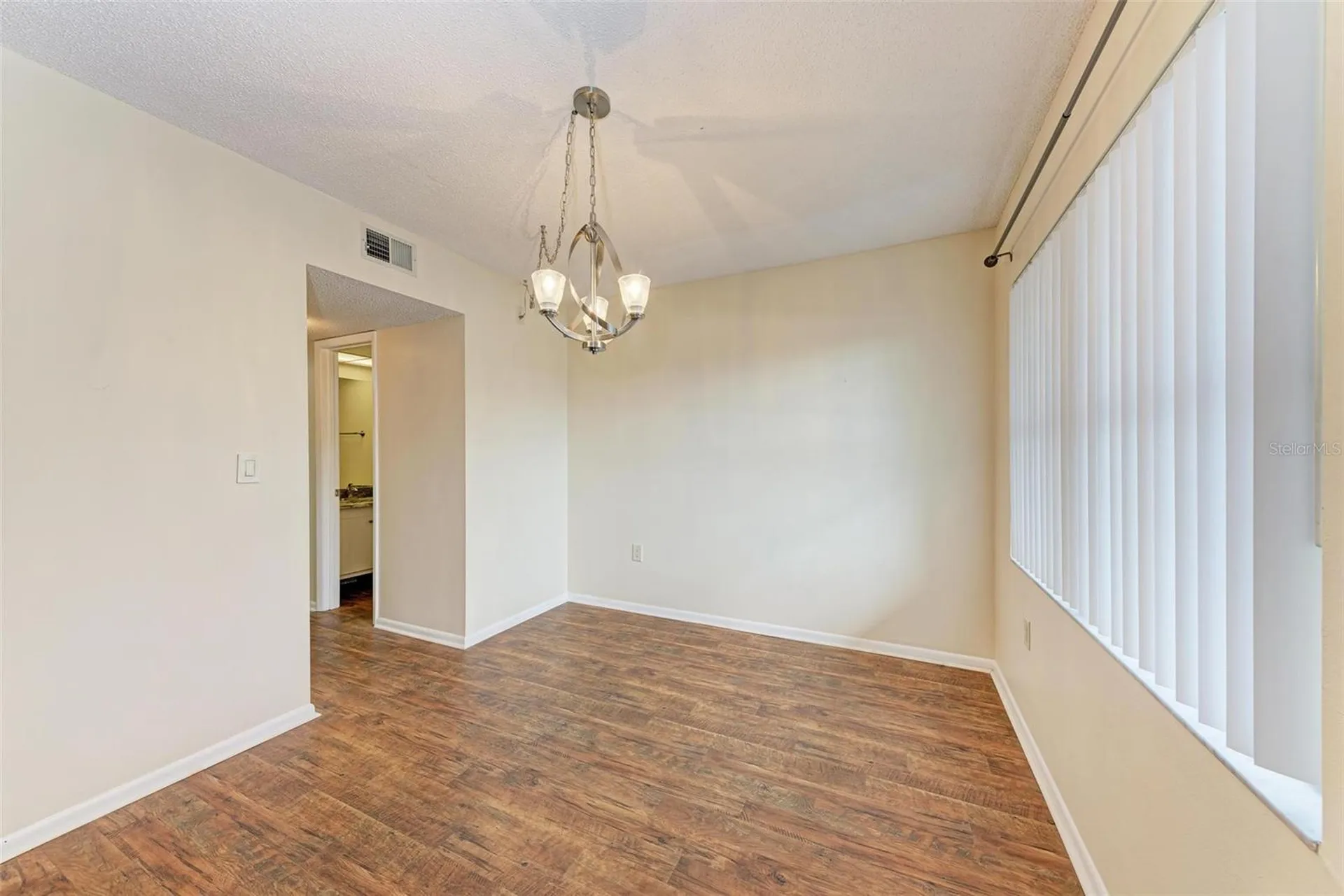 305 30th Avenue W Bradenton FL 34205