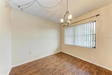 305 30th Avenue W Bradenton FL 34205