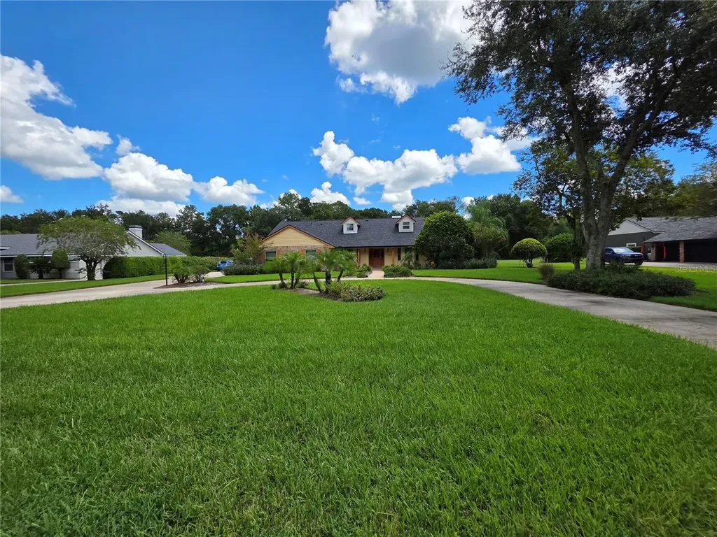 2325 River Tree Circle Sanford FL 32771