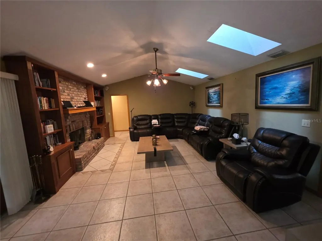2325 River Tree Circle Sanford FL 32771