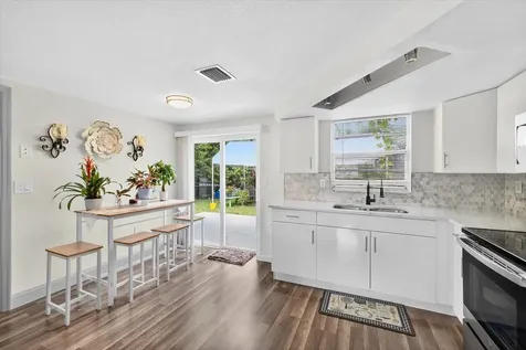 7811 Fox Hollow Drive Port Richey FL 34668