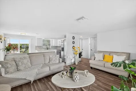 7811 Fox Hollow Drive Port Richey FL 34668