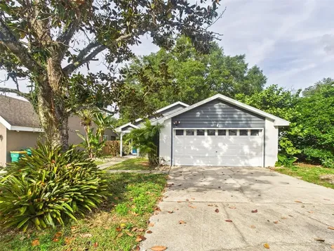 2013 Donnelly Place Mount Dora FL 32757