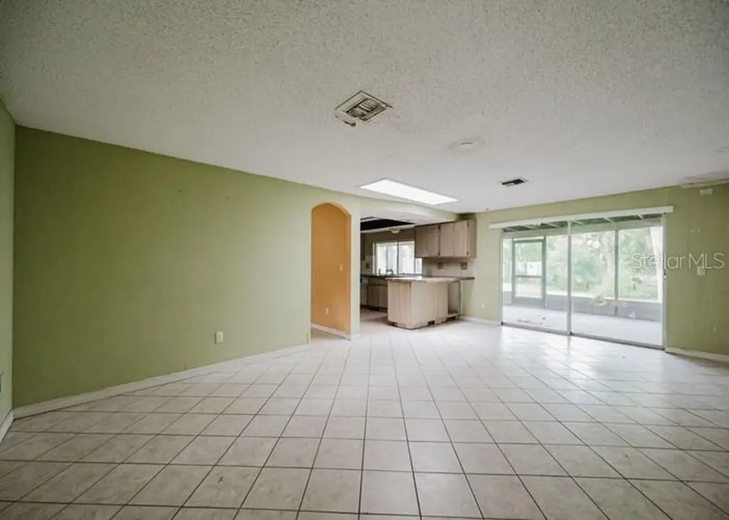 1243 Royal Oak Drive Dunedin FL 34698