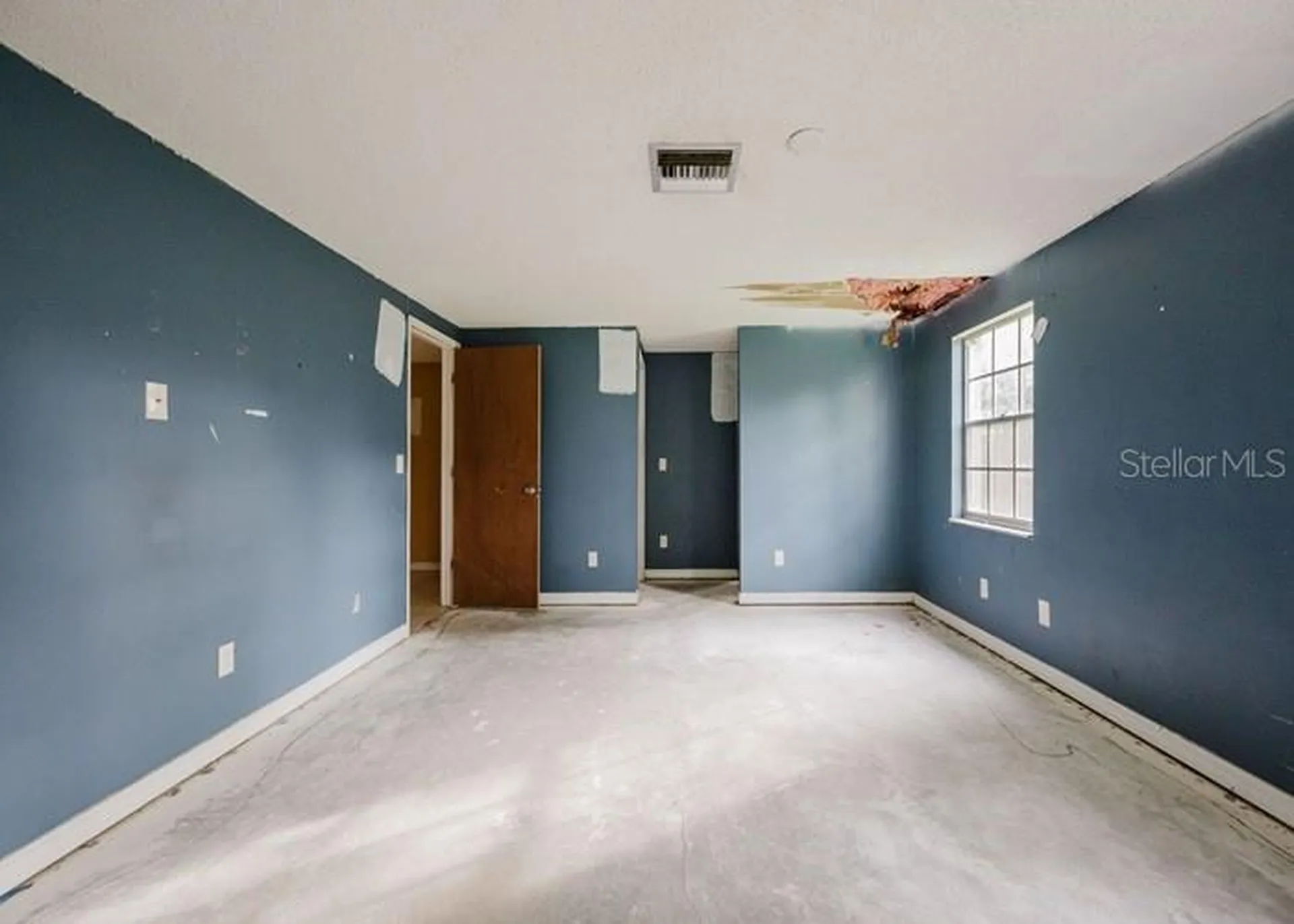 1243 Royal Oak Drive Dunedin FL 34698