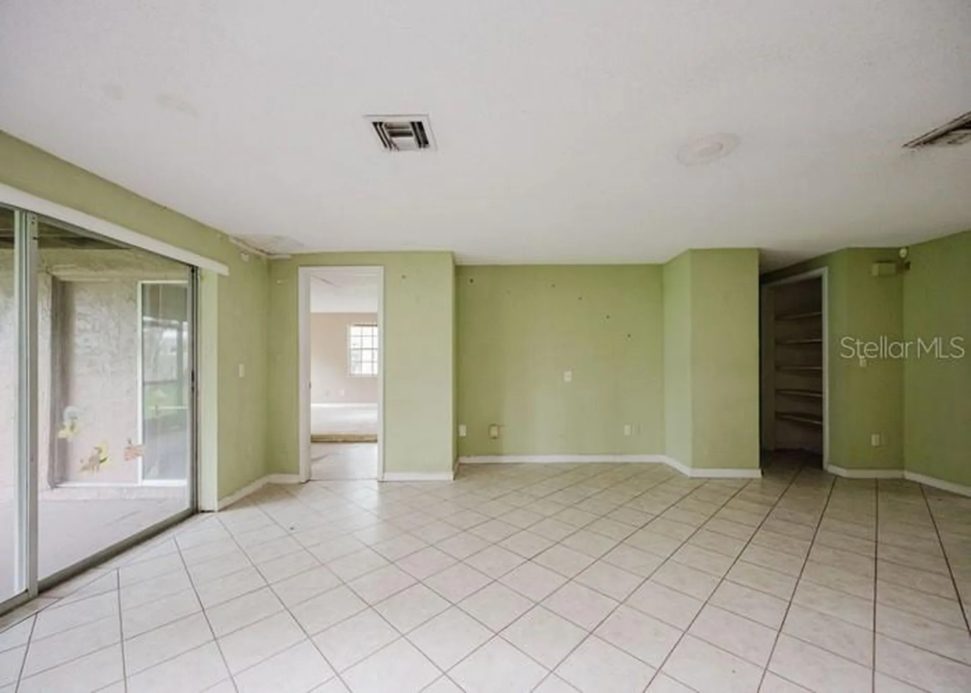 1243 Royal Oak Drive Dunedin FL 34698