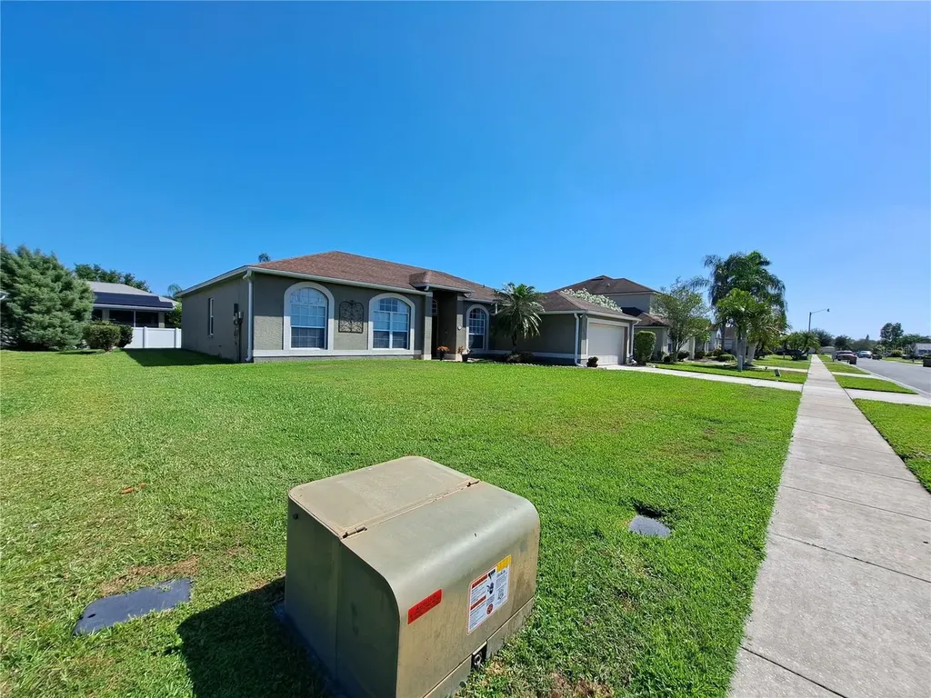 2863 Middleton Circle Kissimmee FL 34743