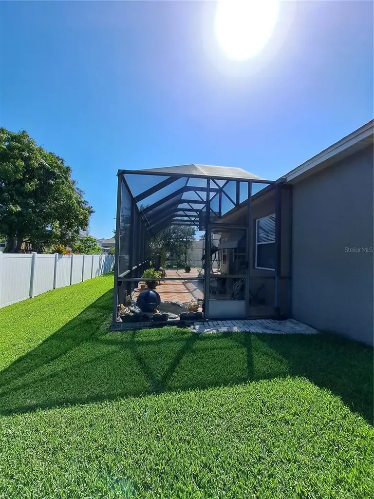 2863 Middleton Circle Kissimmee FL 34743