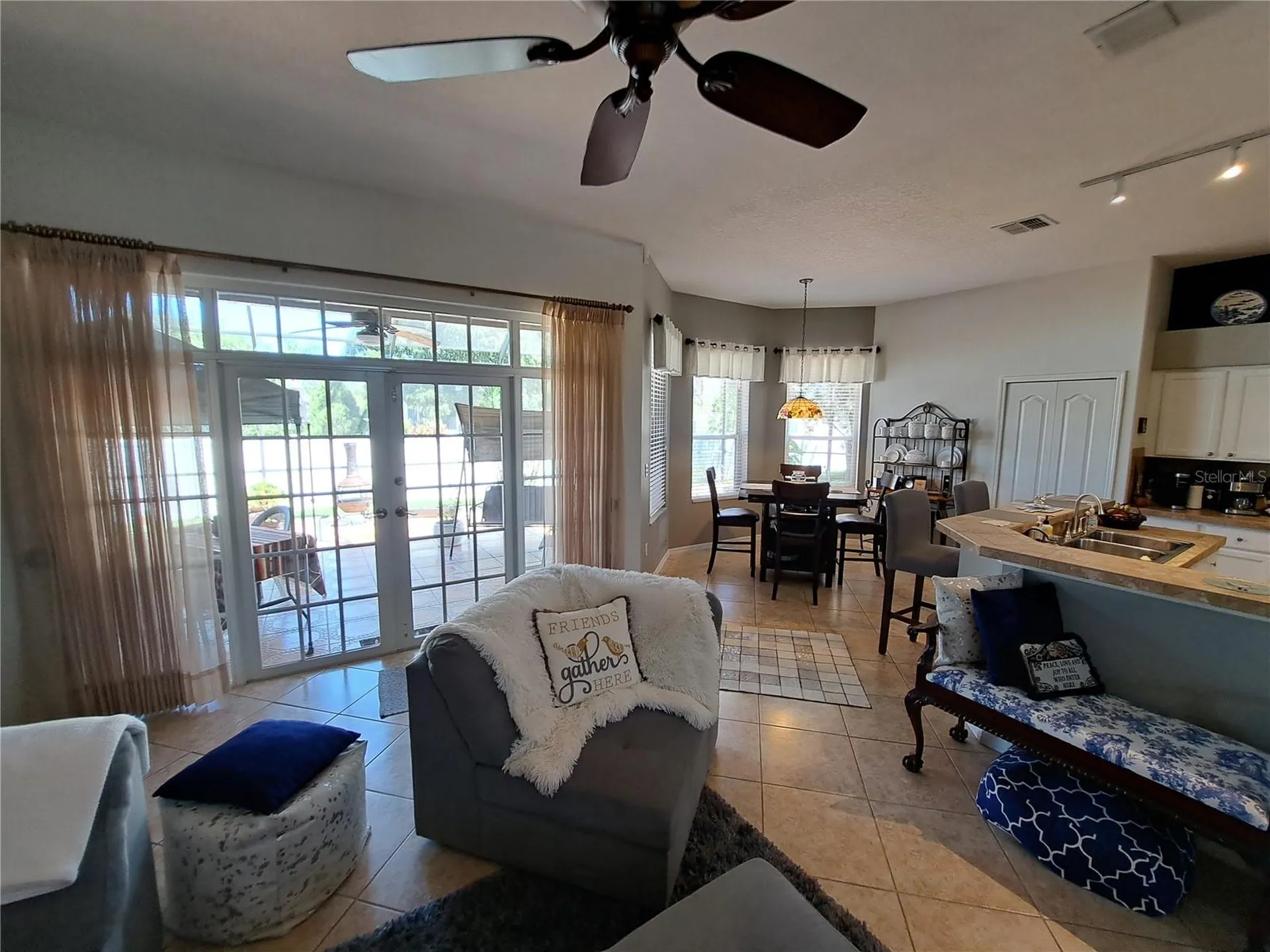 2863 Middleton Circle Kissimmee FL 34743