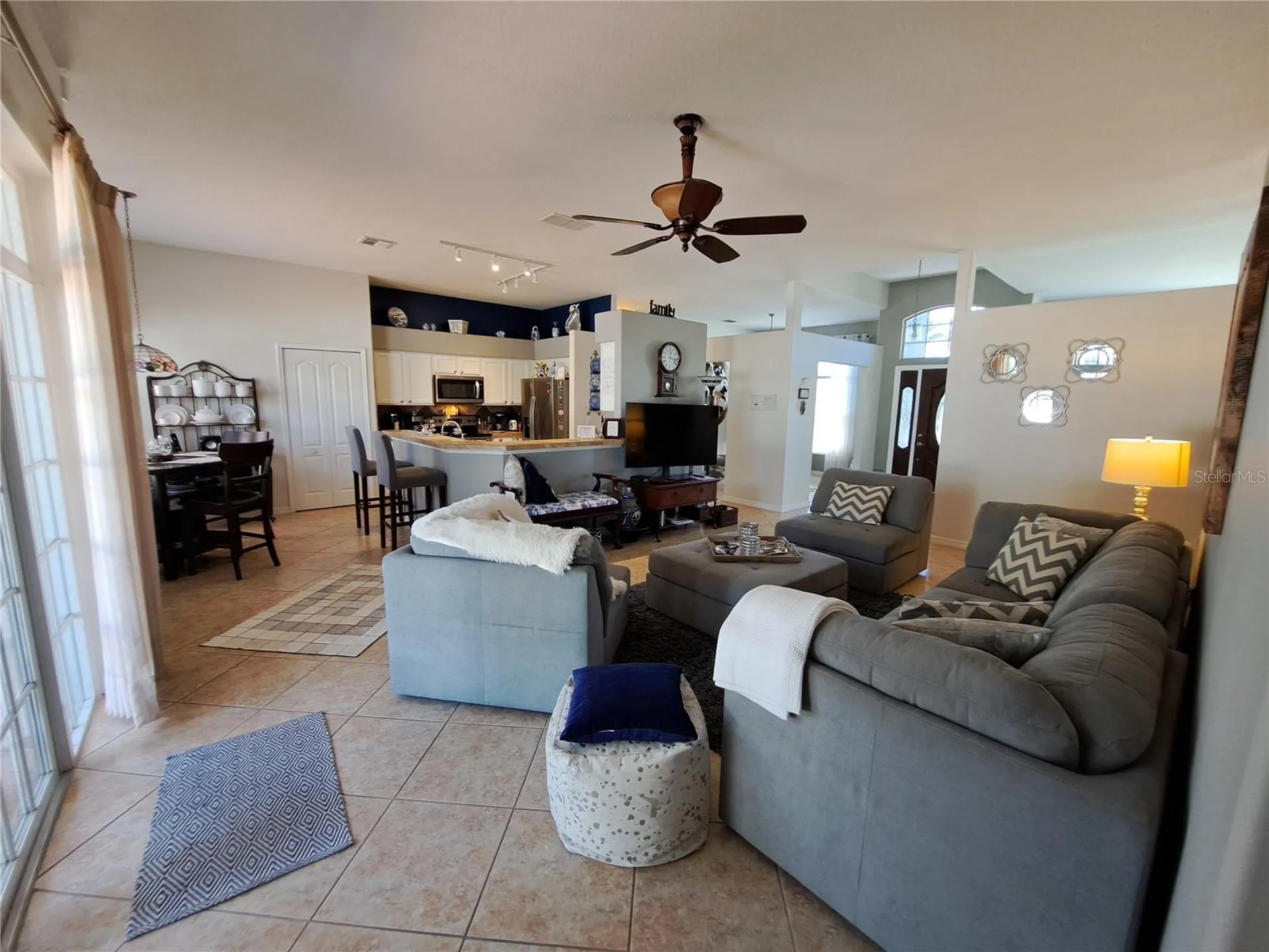 2863 Middleton Circle Kissimmee FL 34743