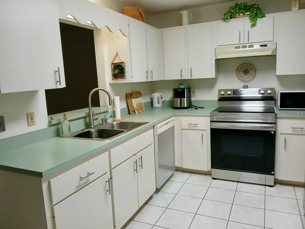 9755 SW 94th Terrace Ocala FL 34481