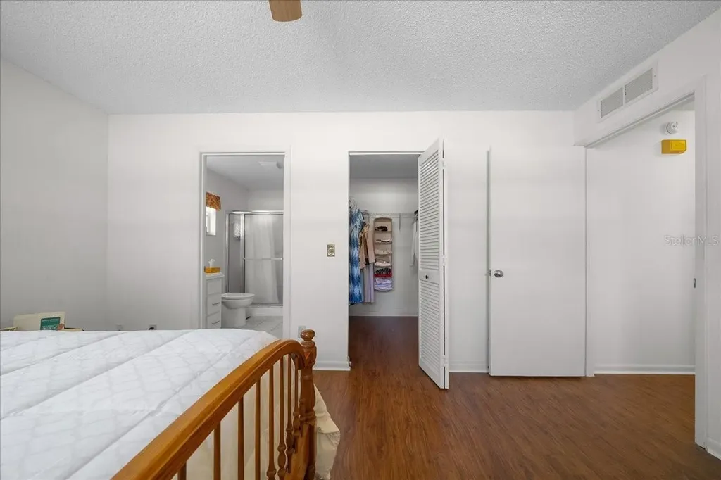 9755 SW 94th Terrace Ocala FL 34481