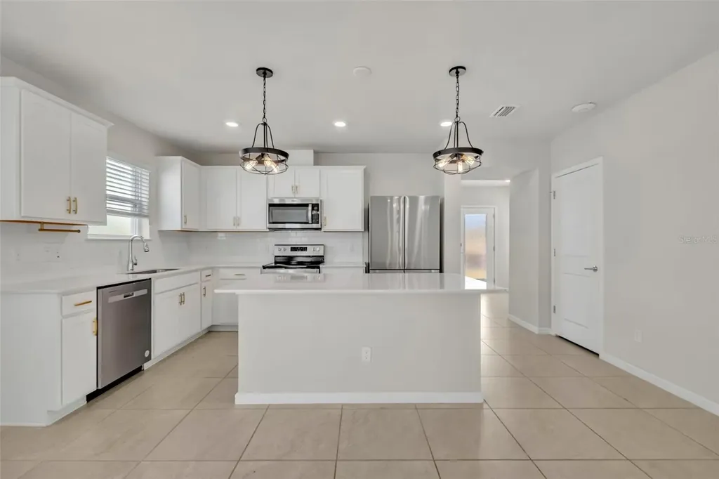 2092 Cross Prairie Parkway Kissimmee FL 34744