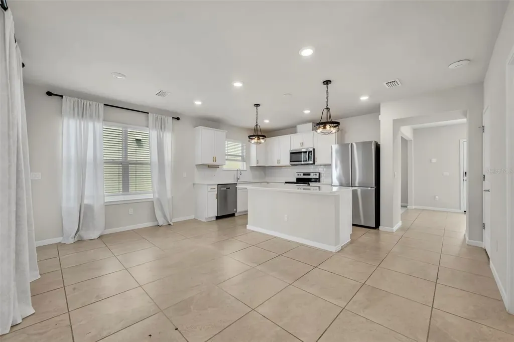 2092 Cross Prairie Parkway Kissimmee FL 34744