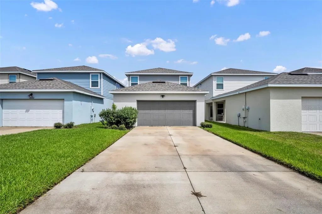 2092 Cross Prairie Parkway Kissimmee FL 34744