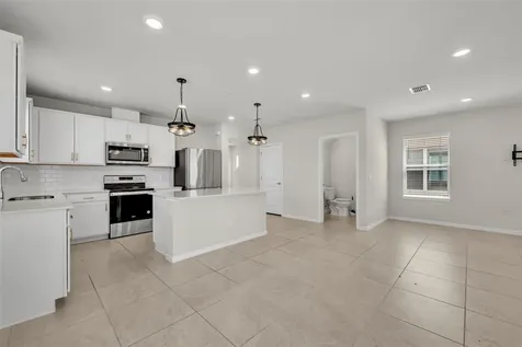 2092 Cross Prairie Parkway Kissimmee FL 34744