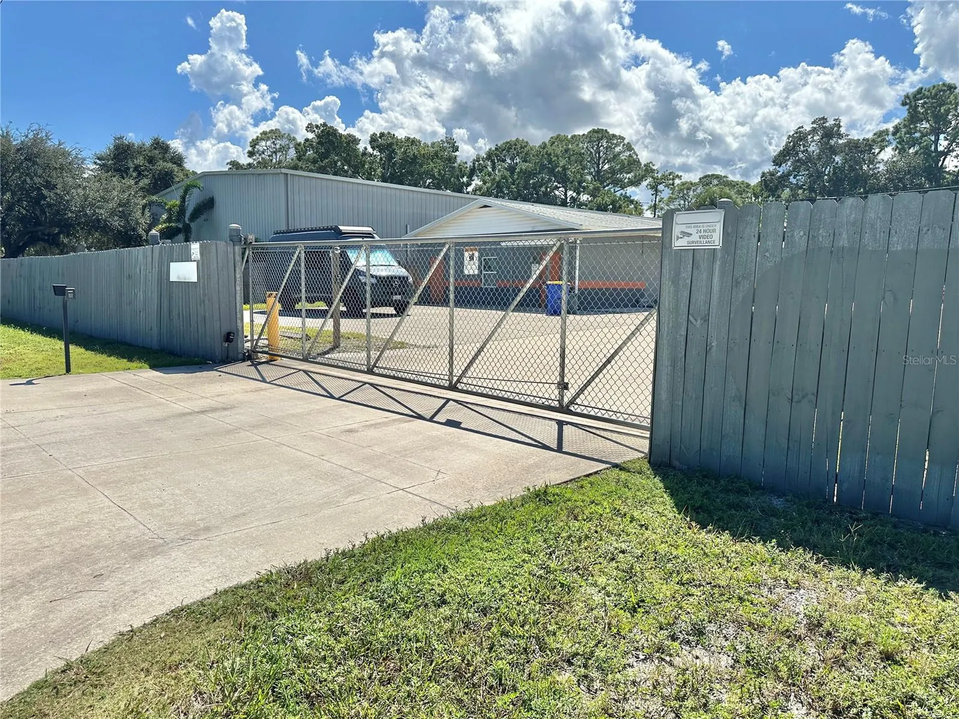2724 Hibiscus Drive Edgewater FL 32141