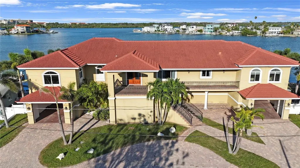 736 Pruitt Drive Madeira Beach FL 33708