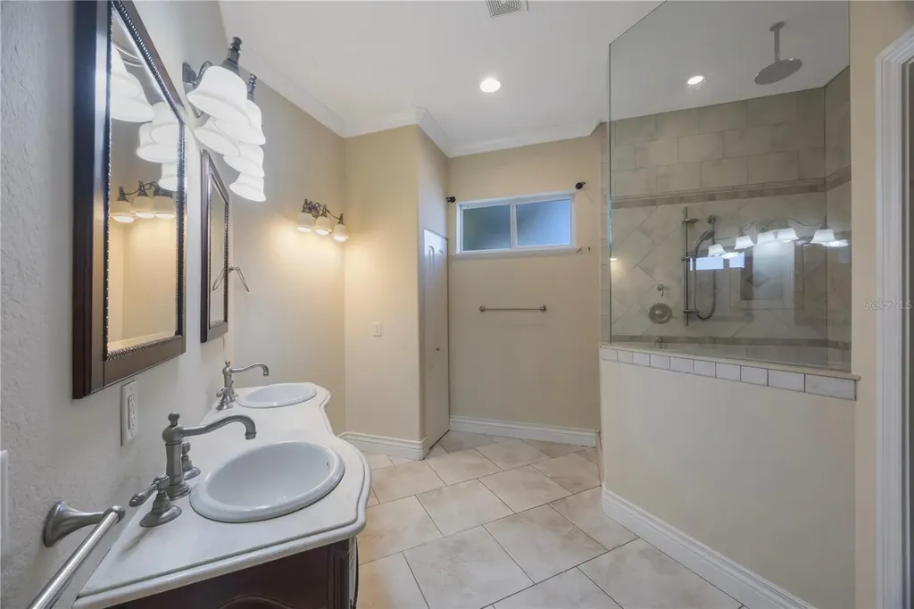 736 Pruitt Drive Madeira Beach FL 33708