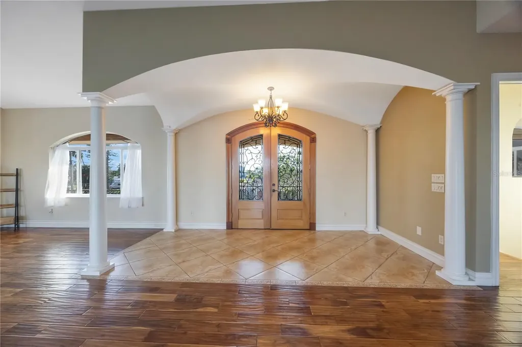 736 Pruitt Drive Madeira Beach FL 33708