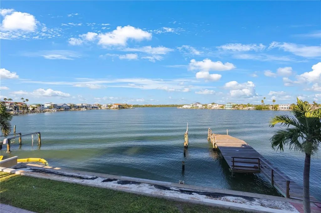 736 Pruitt Drive Madeira Beach FL 33708