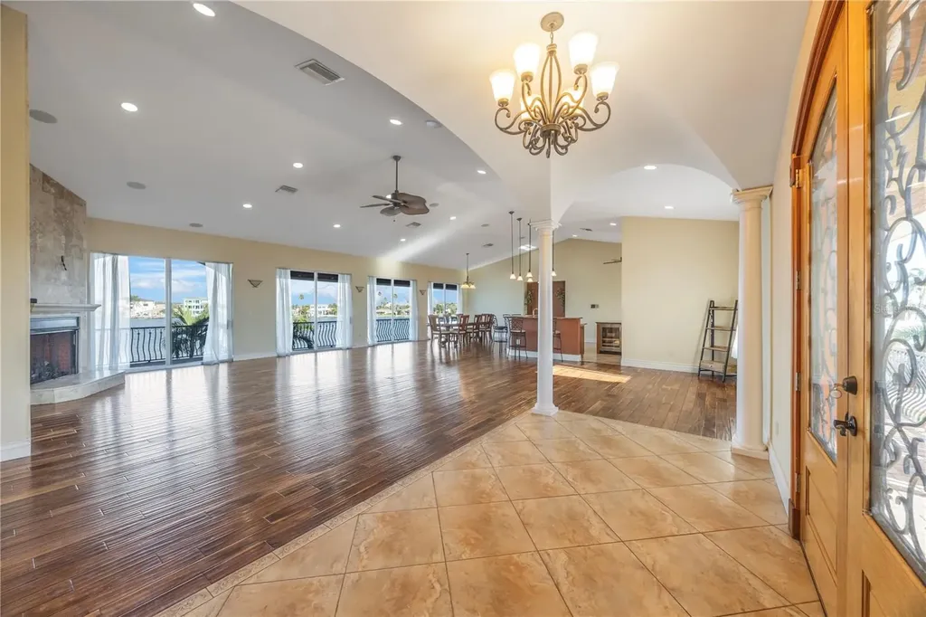 736 Pruitt Drive Madeira Beach FL 33708
