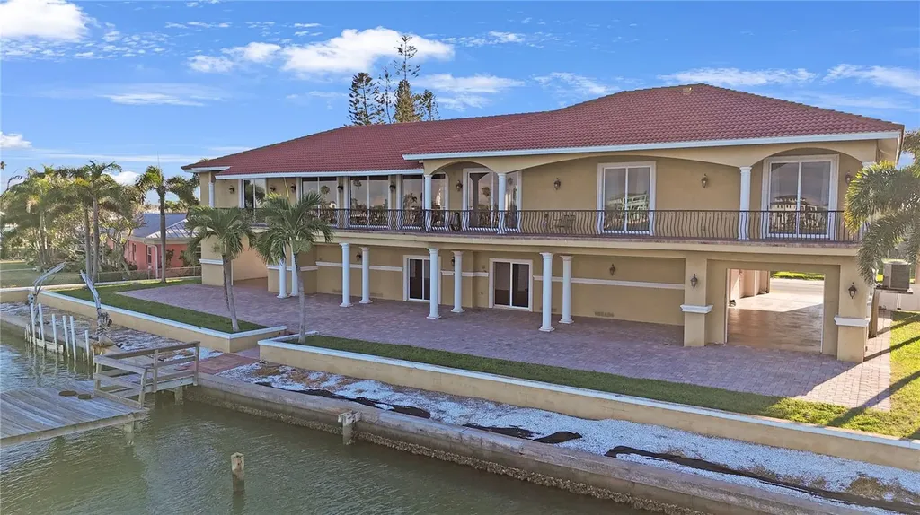 736 Pruitt Drive Madeira Beach FL 33708
