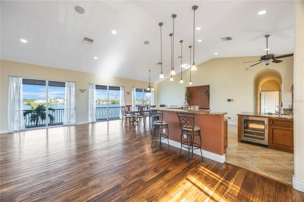 736 Pruitt Drive Madeira Beach FL 33708