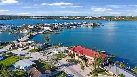 736 Pruitt Drive Madeira Beach FL 33708