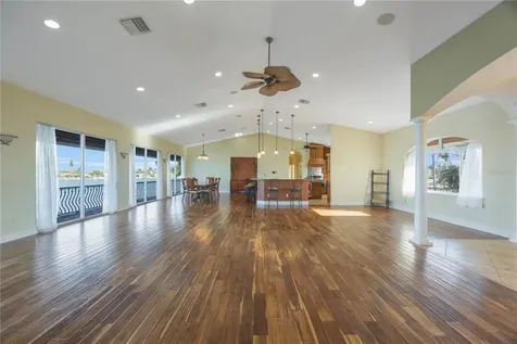 736 Pruitt Drive Madeira Beach FL 33708