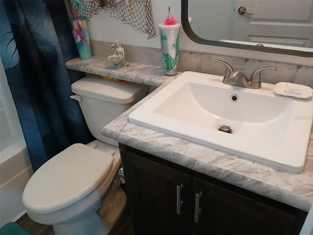 167 Via Madonna Englewood FL 34224