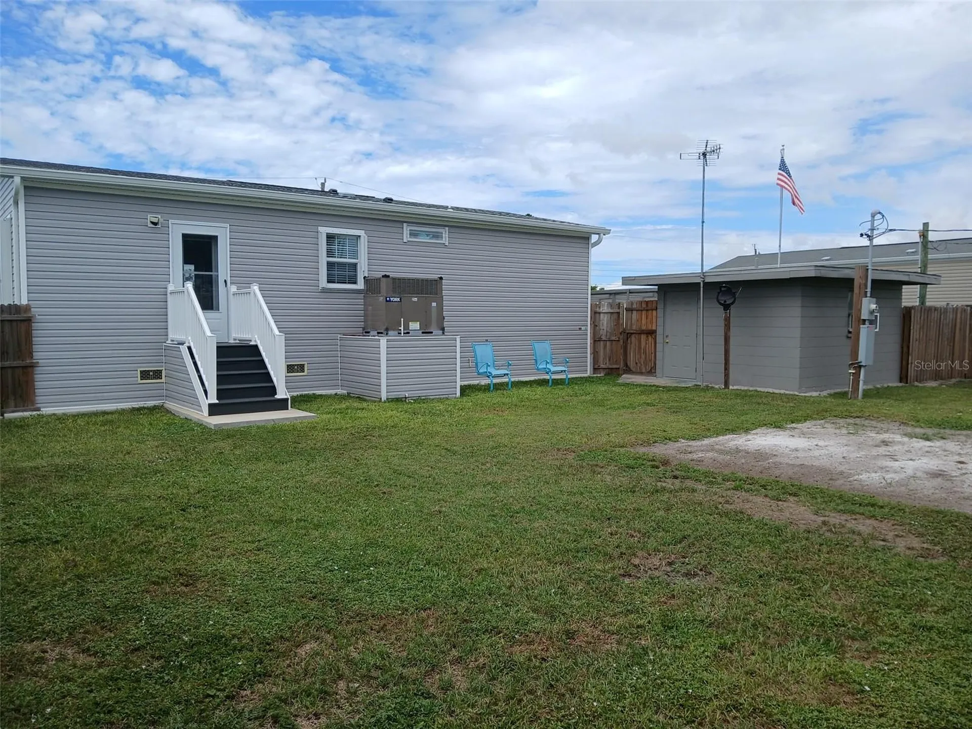 167 Via Madonna Englewood FL 34224