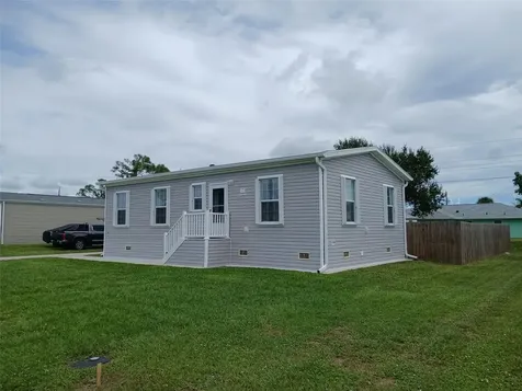 167 Via Madonna Englewood FL 34224