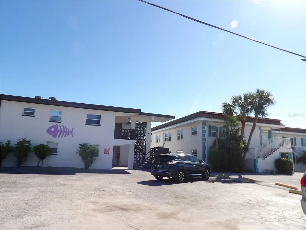 11705 3rd Street E Treasure Island FL 33706