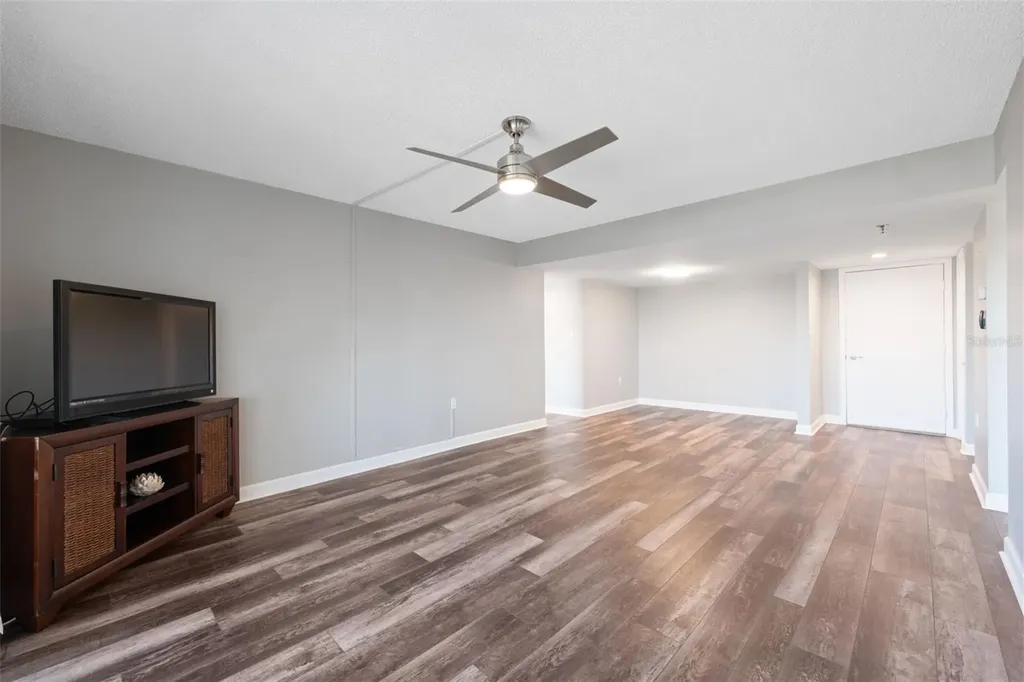 9860 62nd Terrace N St Petersburg FL 33708