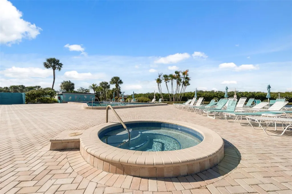 9860 62nd Terrace N St Petersburg FL 33708